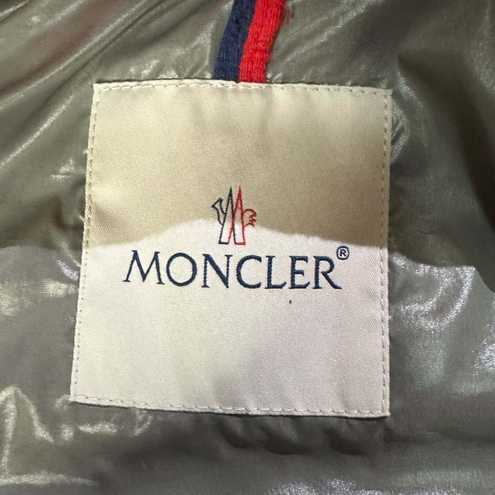 MONCLER kids puff jacket in orange - Picture 11 of 17